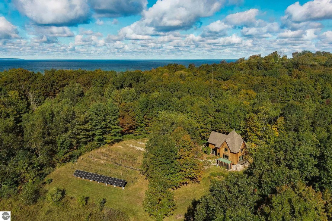 Maison à Leland, Michigan, États-Unis 1 - 19089389