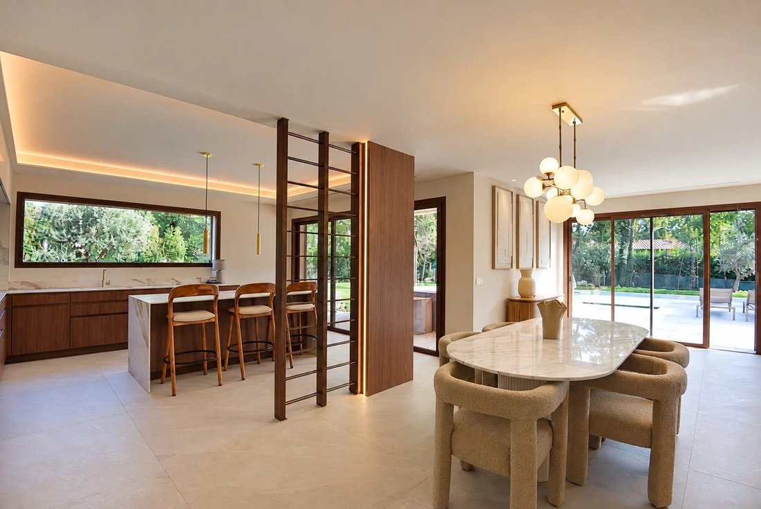 Villa a Tourrettes, Provenza-Alpi-Costa Azzurra, Francia 5 - 19087537