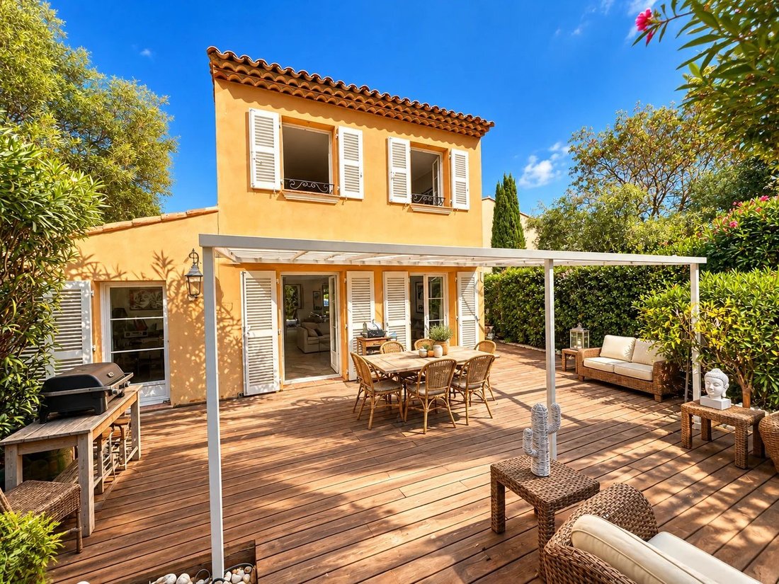 Maison à Gassin, Provence-Alpes-Côte d'Azur, France 3 - 19087366
