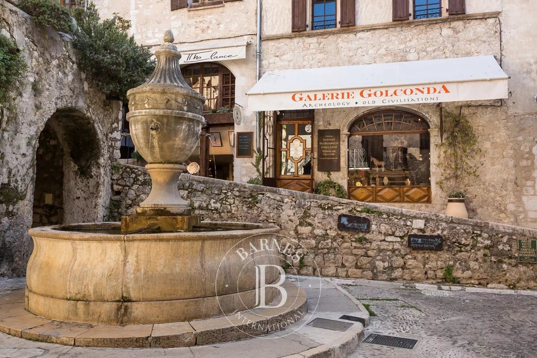 Casa en Saint-Paul-de-Vence, Provenza-Alpes-Costa Azul, Francia 3 - 17925054