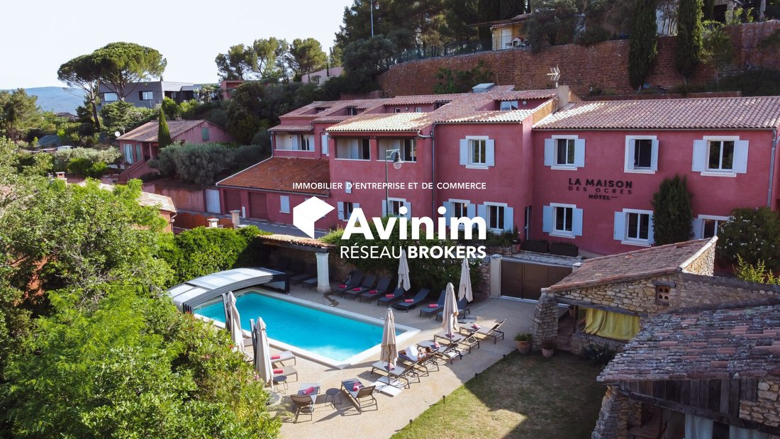 Altro a Roussillon, Provenza-Alpi-Costa Azzurra, Francia 2 - 19091729