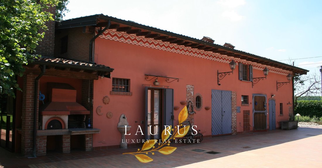 Anwesen in Pieve Porto Morone, Lombardei, Italien 1 - 19087283