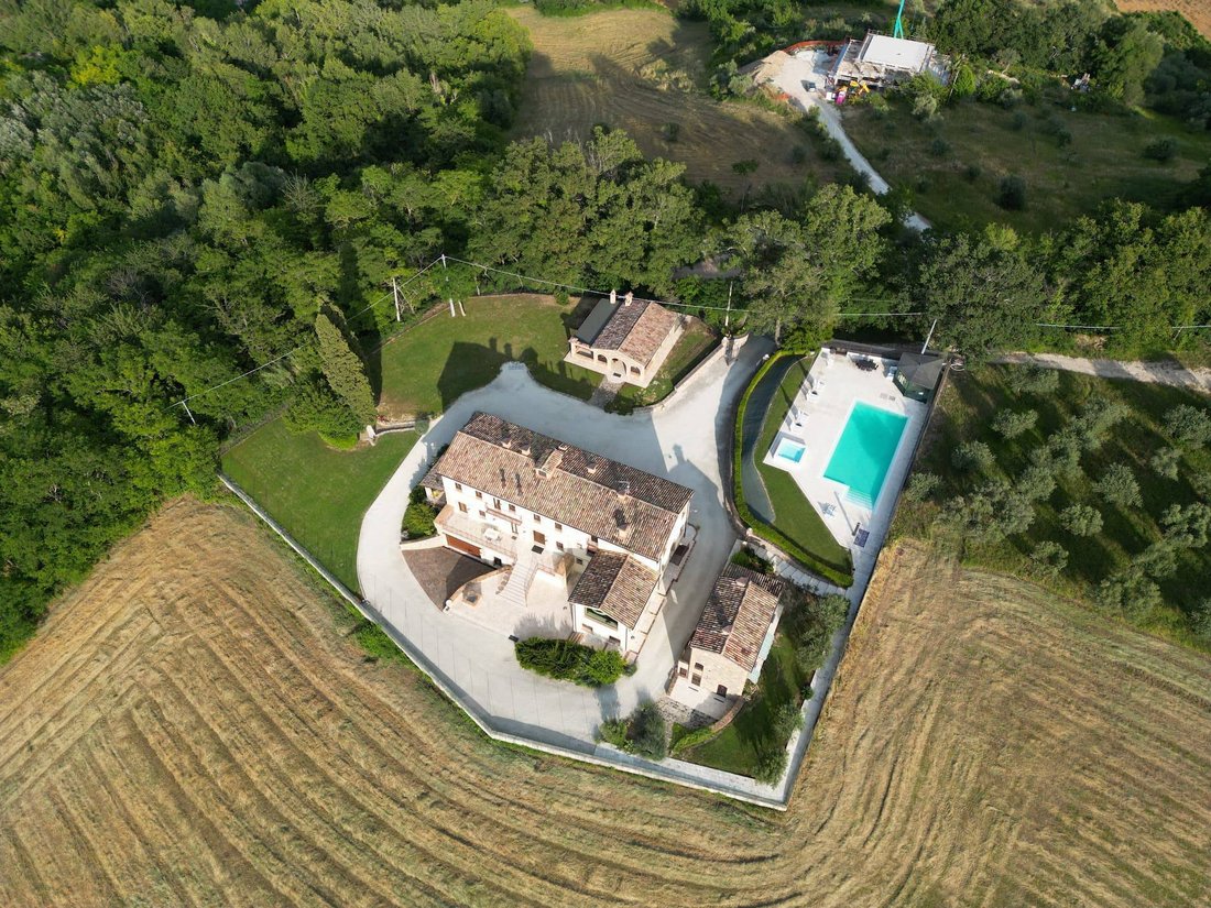 Casa de Campo en Caldarola, Marcas, Italia 3 - 19091571