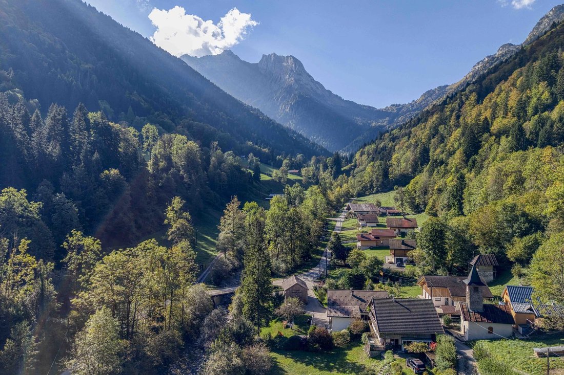 Tenuta a Sud, Thones, Francia 1 - 19087410