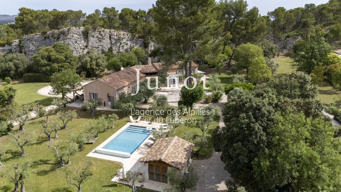Casa de Campo en Saint-Remy-de-Provence, Provenza-Alpes-Costa Azul, Francia 1 - 19090990