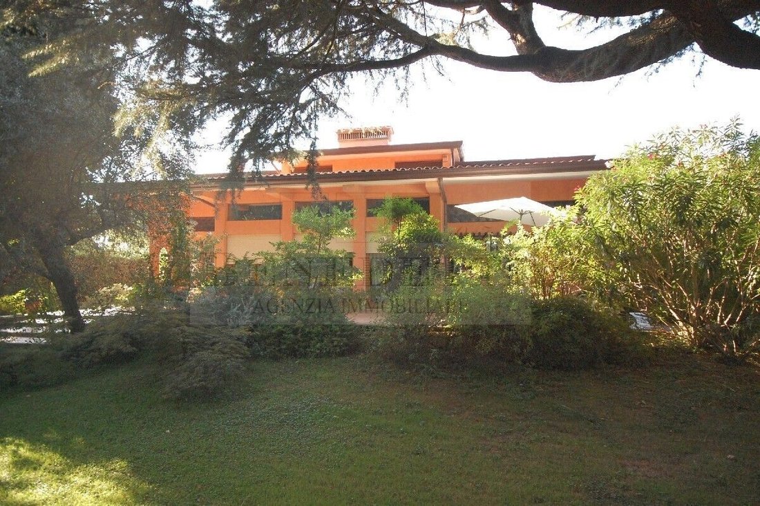Villa à Pietrasanta, Toscane, Italie 2 - 19087322