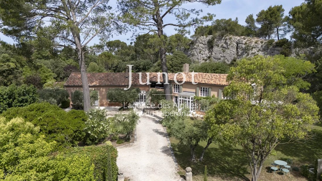 Casa de Campo en Saint-Remy-de-Provence, Provenza-Alpes-Costa Azul, Francia 3 - 19090990