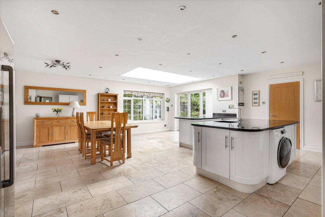 Casa en Haslemere, Inglaterra 3 - 19089817