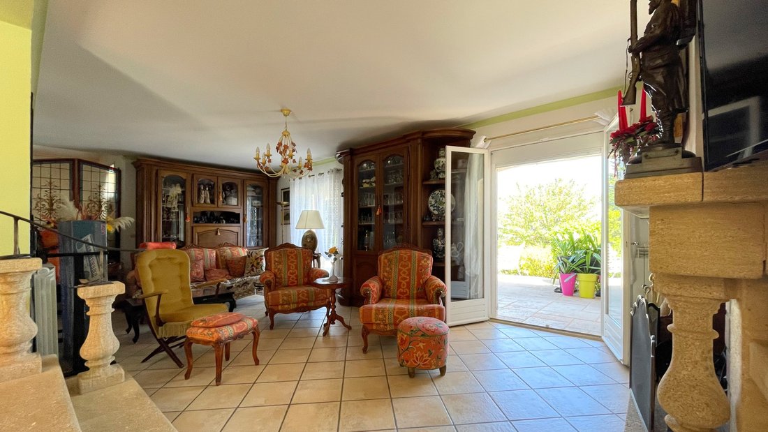 Villa à Uzès, Occitanie, France 3 - 19087696