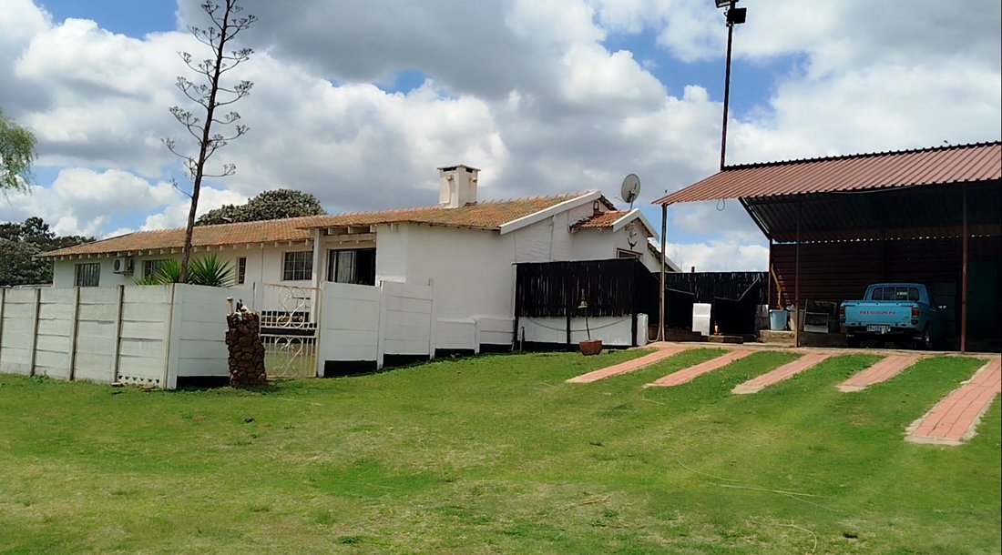 Farm Ranch in Lanseria, Gauteng, South Africa 3 - 19088611