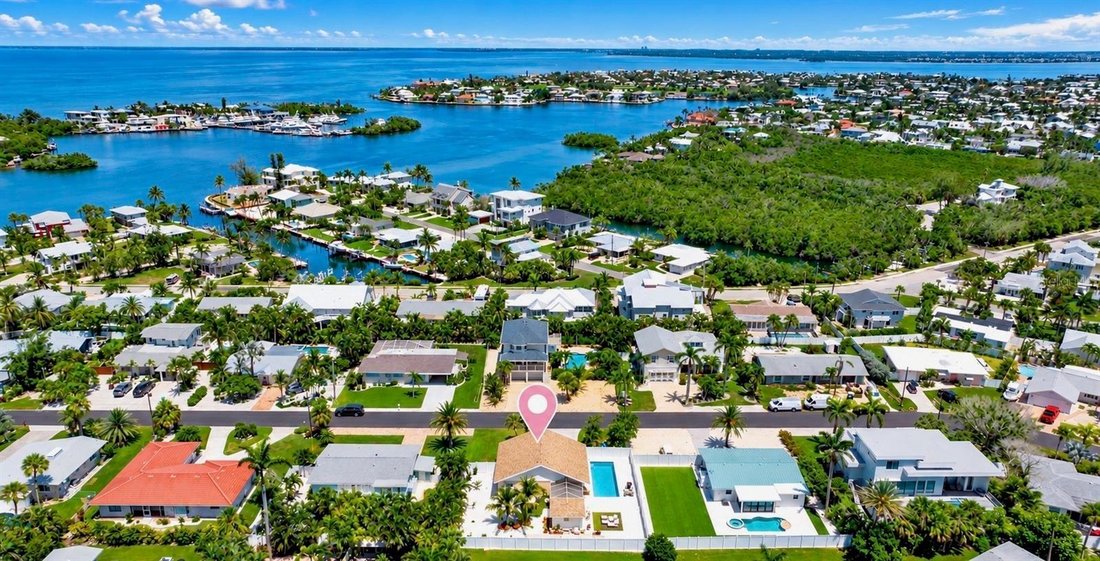 Maison à Holmes Beach, Floride, États-Unis 1 - 19088554