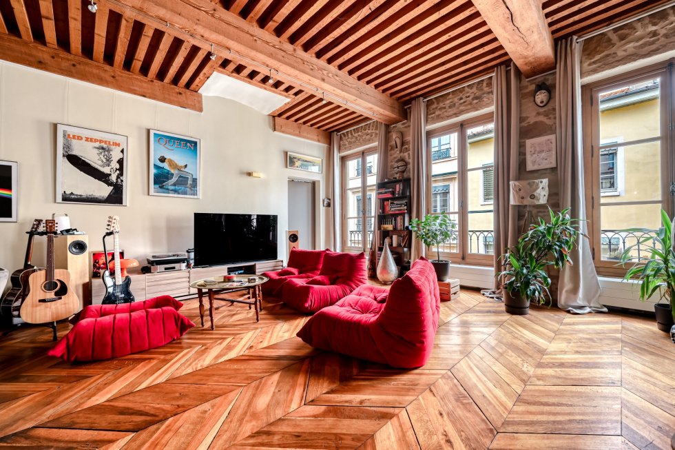 Apartment in Saint Vincent, Lyon 1er Arrondissement, Lyon 4 - 19090724