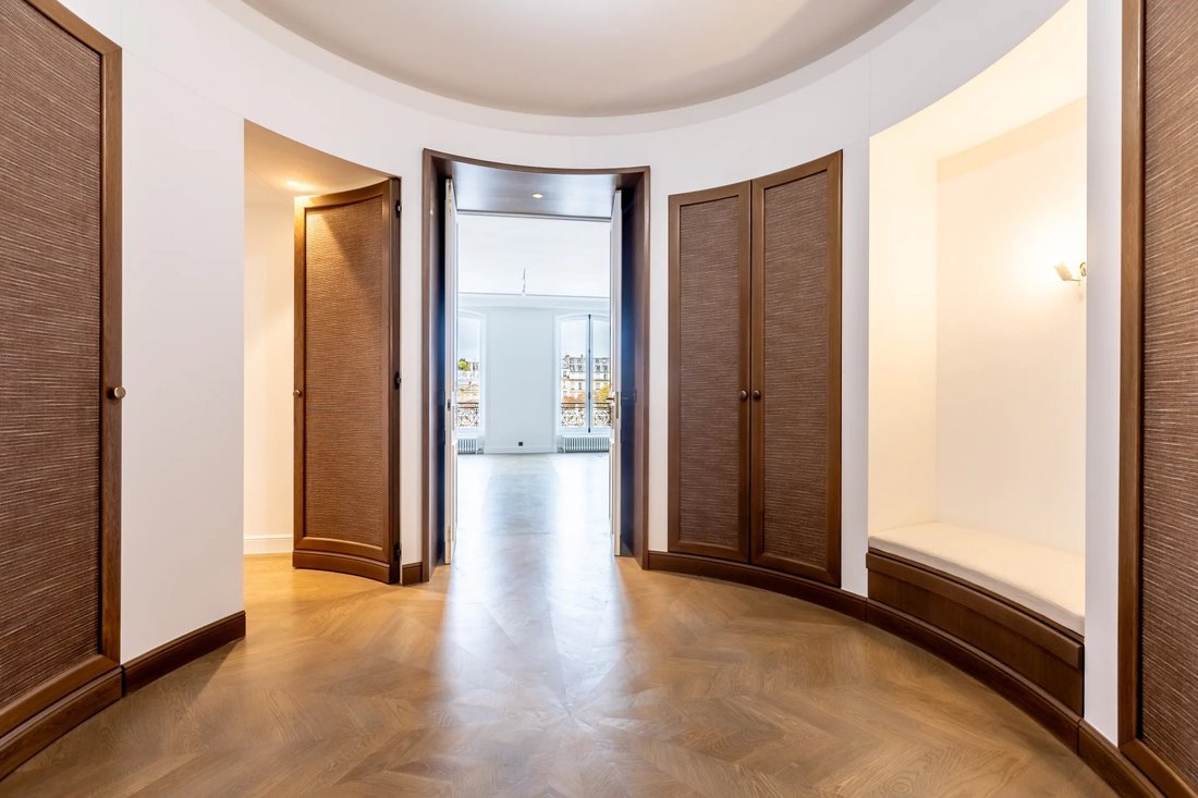 Apartamento en Elysées-Madeleine, Paris 8e Arrondissement, París 4 - 19087428