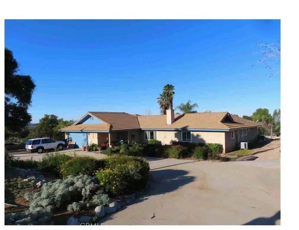 House in Mentone, California, United States 1 - 19090266