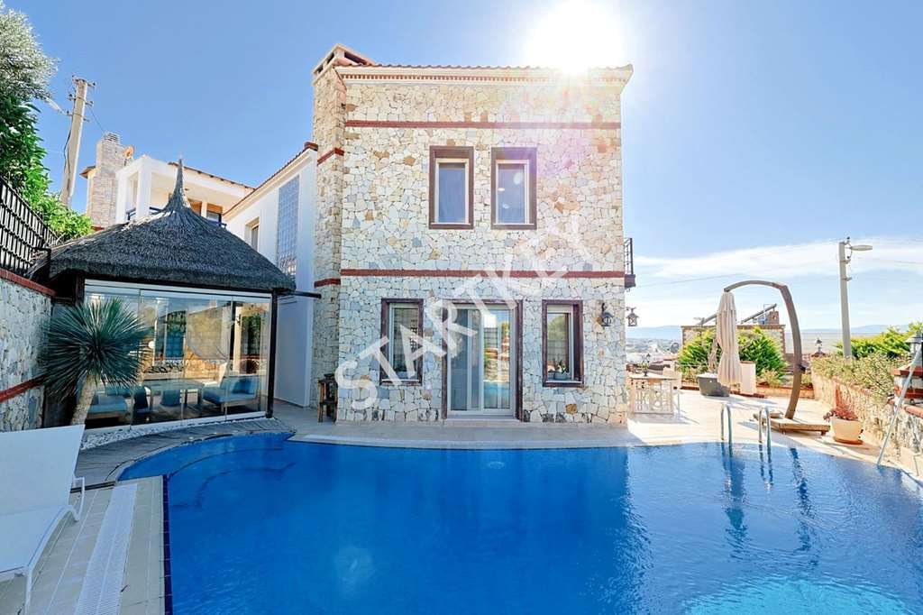 Villa in Çeşme, Izmir, Türkei 1 - 19087389
