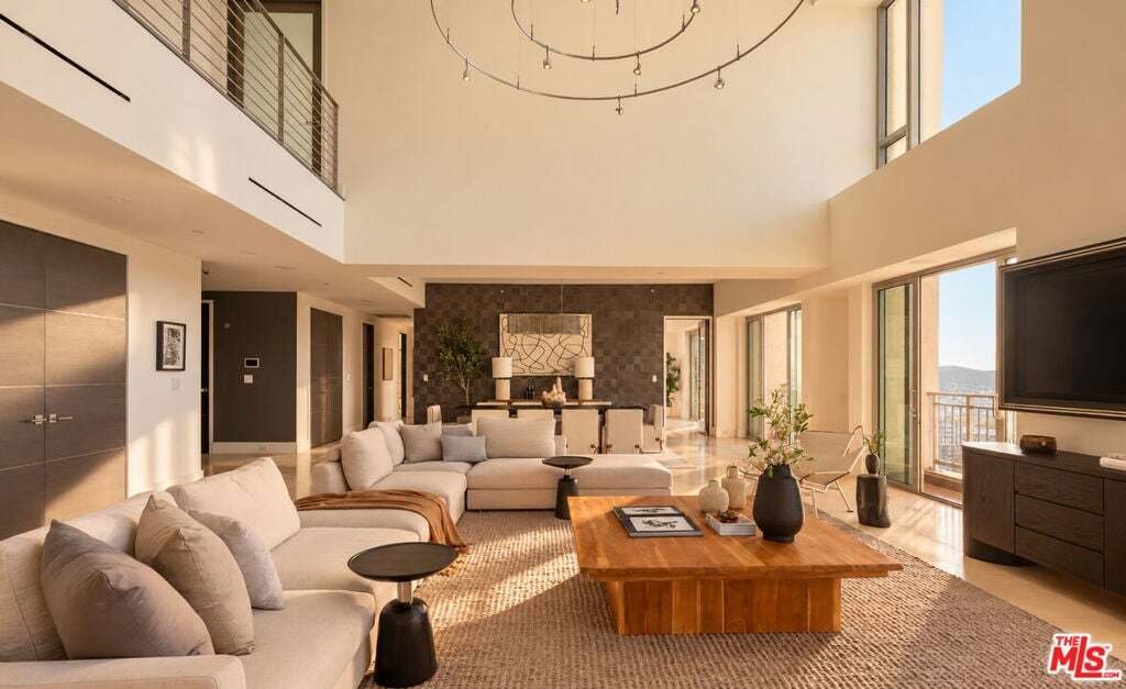 Condo in Los Angeles, California, United States 3 - 19090017
