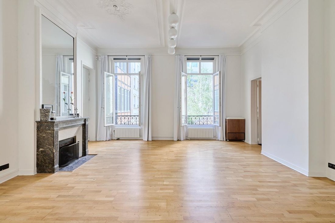 Apartment in Clichy-Trinité, Paris 9e Arrondissement, Paris 1 - 19087721