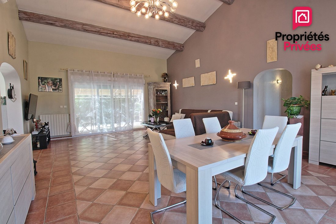 Villa en Saint-Remy-de-Provence, Provenza-Alpes-Costa Azul, Francia 4 - 18770297