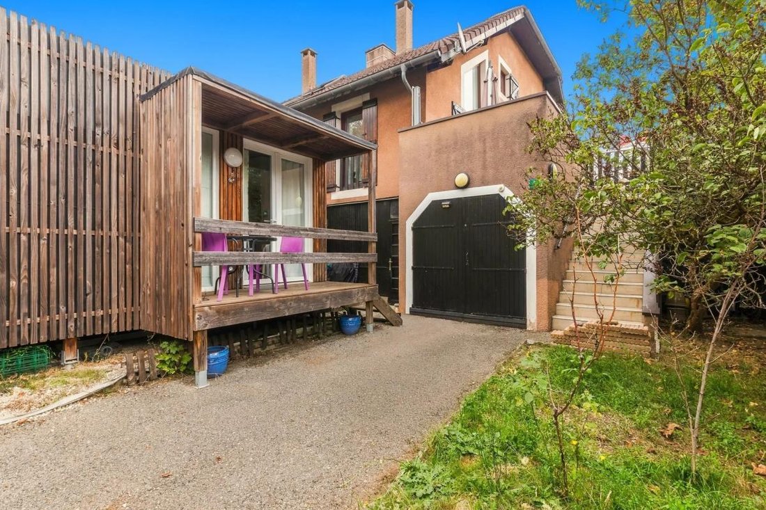 Appartamento a Seynod, Annecy, Francia 1 - 19090678