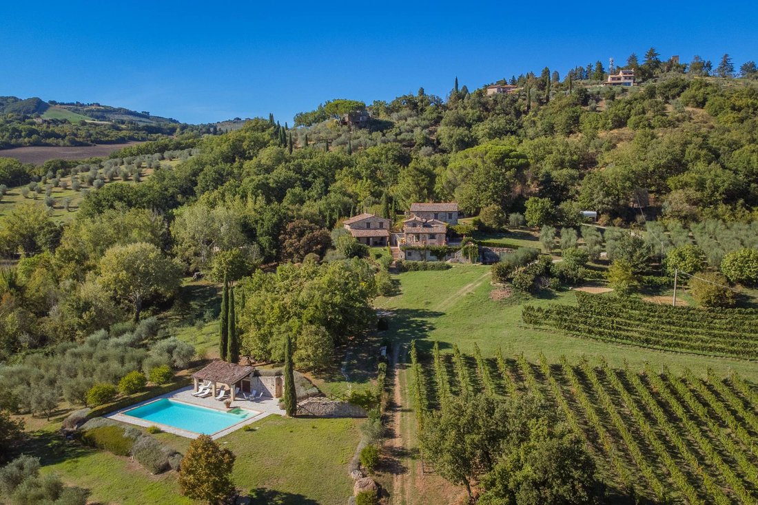 Domaine à Todi, Ombrie, Italie 2 - 19087356
