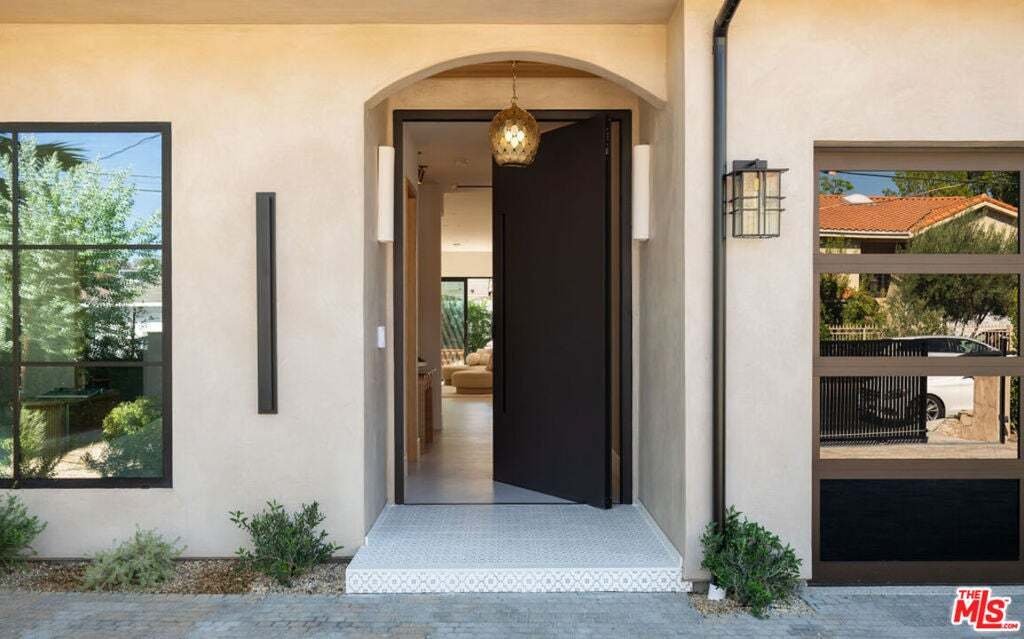 House in Los Angeles, California, United States 4 - 19090046