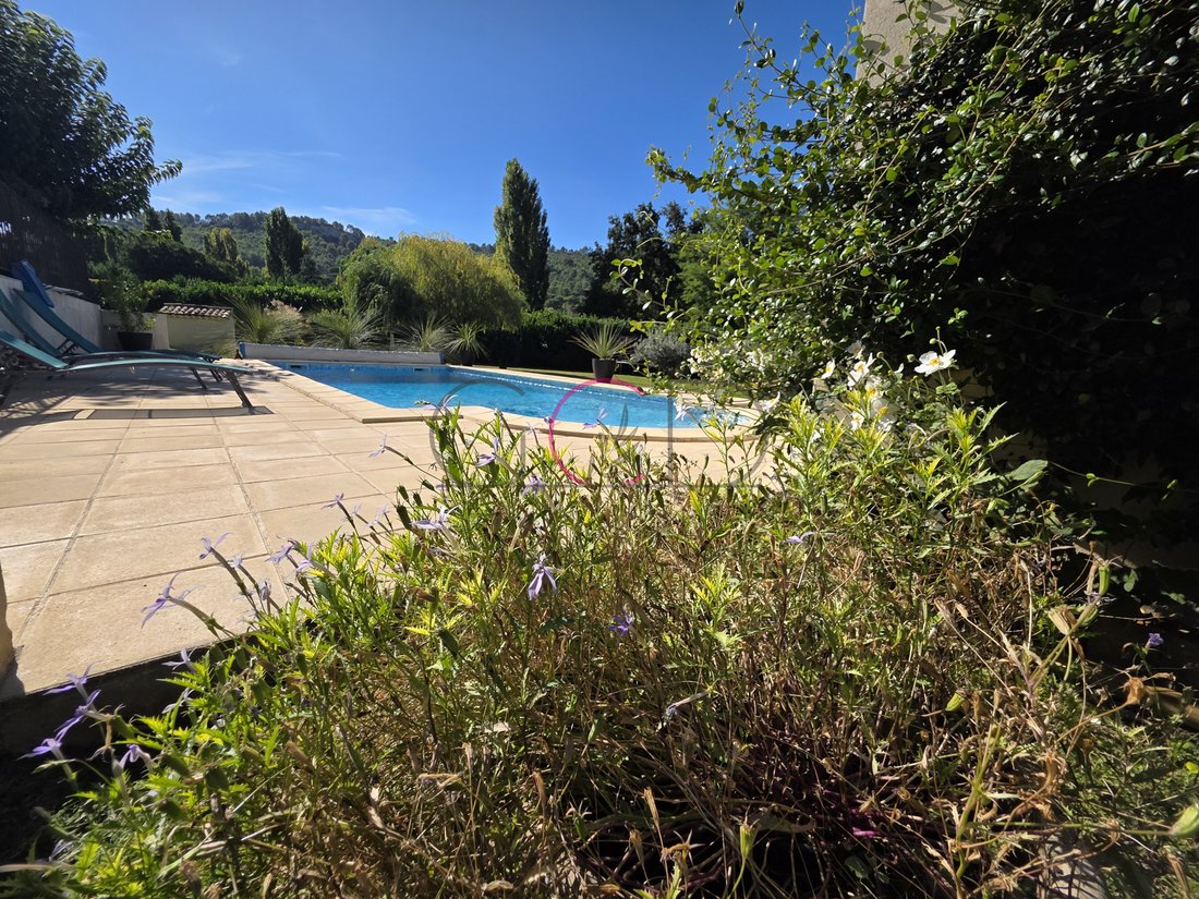 Casa a Ansouis, Provenza-Alpi-Costa Azzurra, Francia 2 - 19087689
