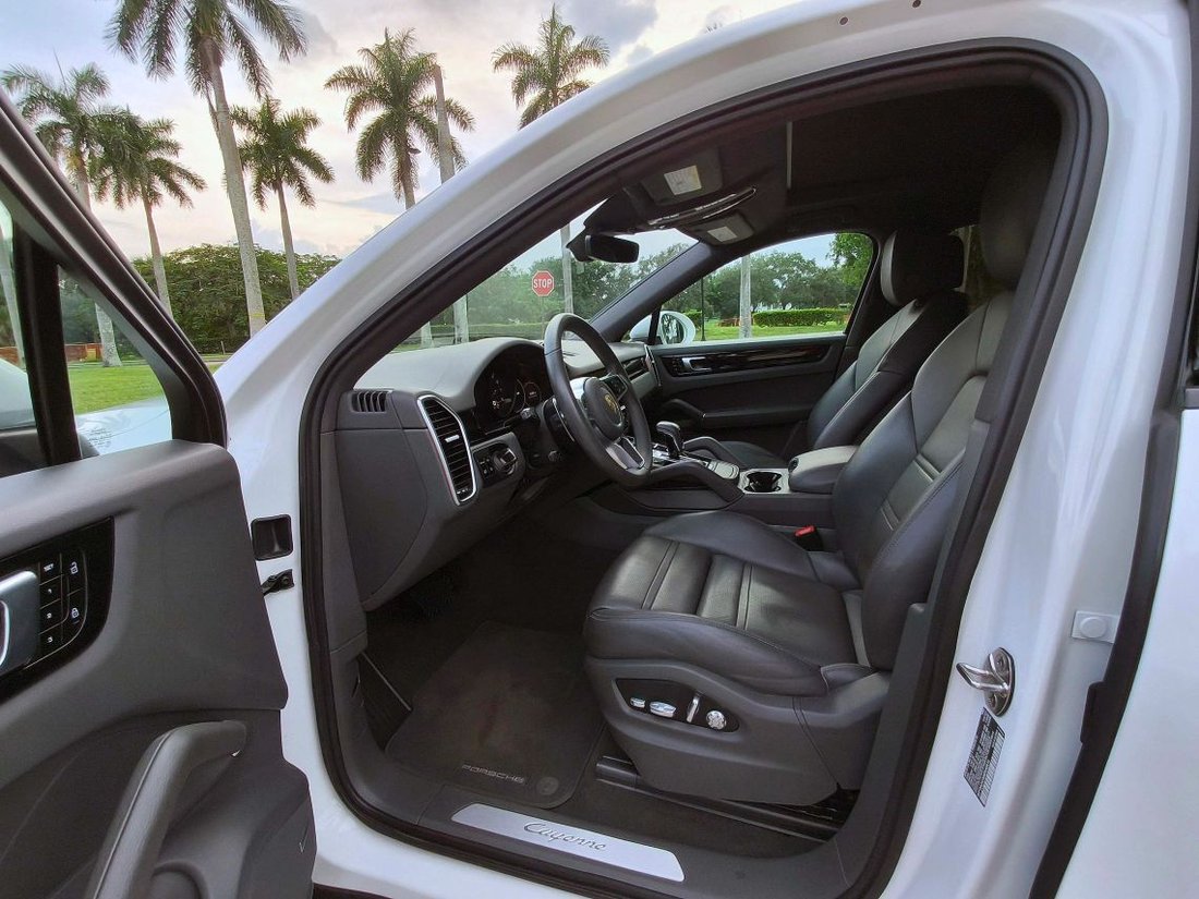 Suv in Pompano Beach, FL, United States 5 - 19081757