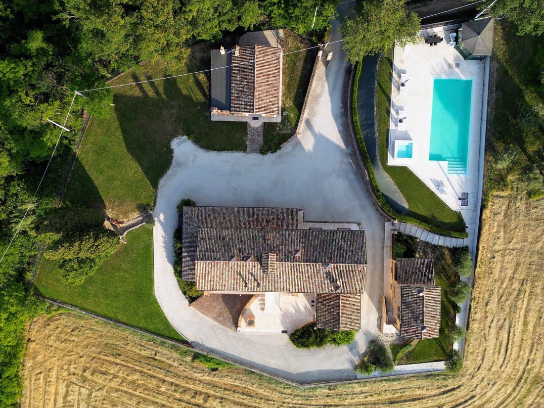 Casa de Campo en Caldarola, Marcas, Italia 5 - 19091571