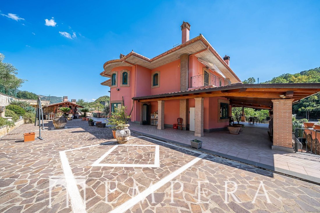 Villa en Via dei Monti Lepini - Via Aldo Moro - Tribunale, Frosinone, Lacio 2 - 19091588