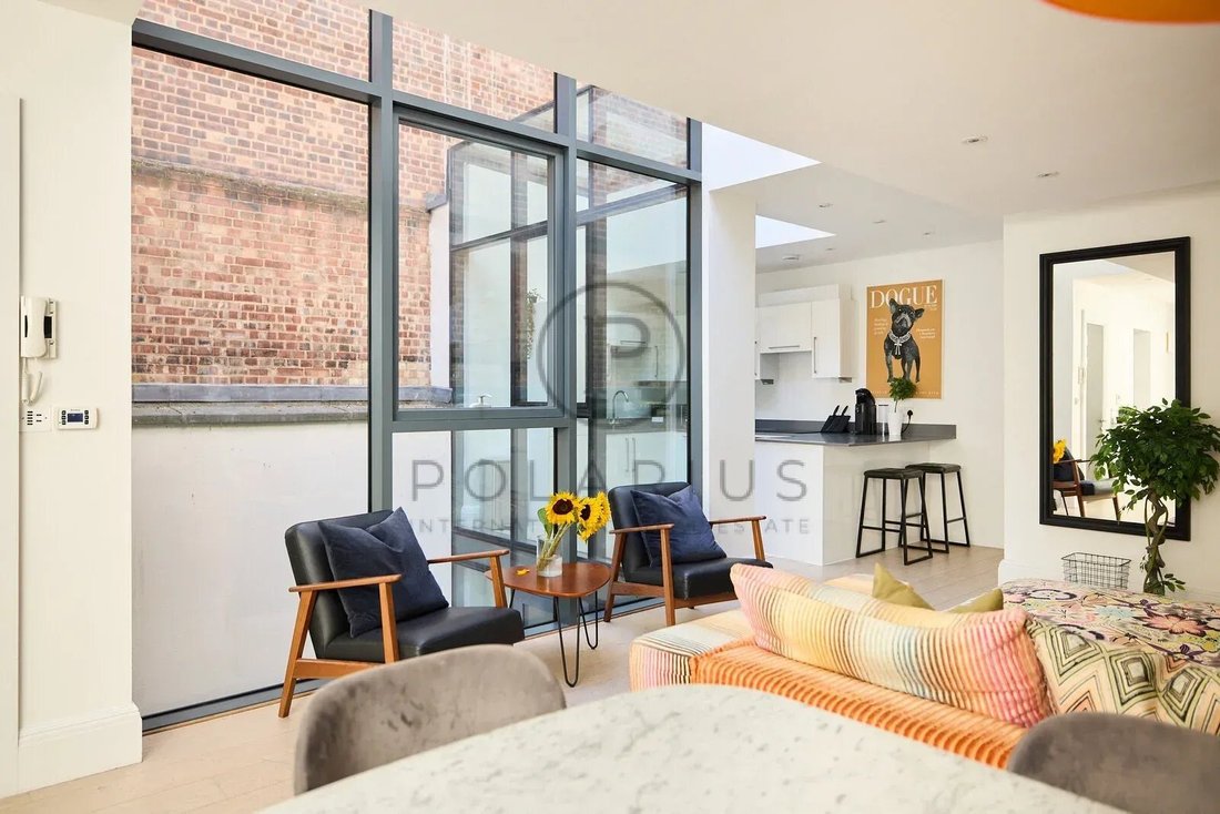 Apartment in WC2, Westminster, England 2 - 19090715