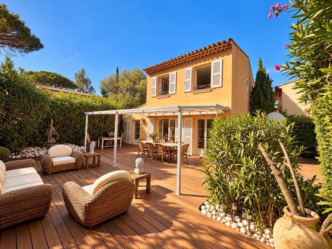Maison à Gassin, Provence-Alpes-Côte d'Azur, France 1 - 19087366