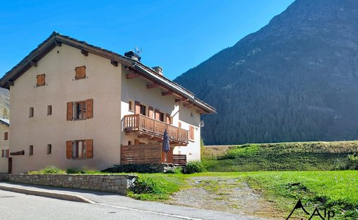 House in Bessans, Auvergne-Rhône-Alpes, France 1