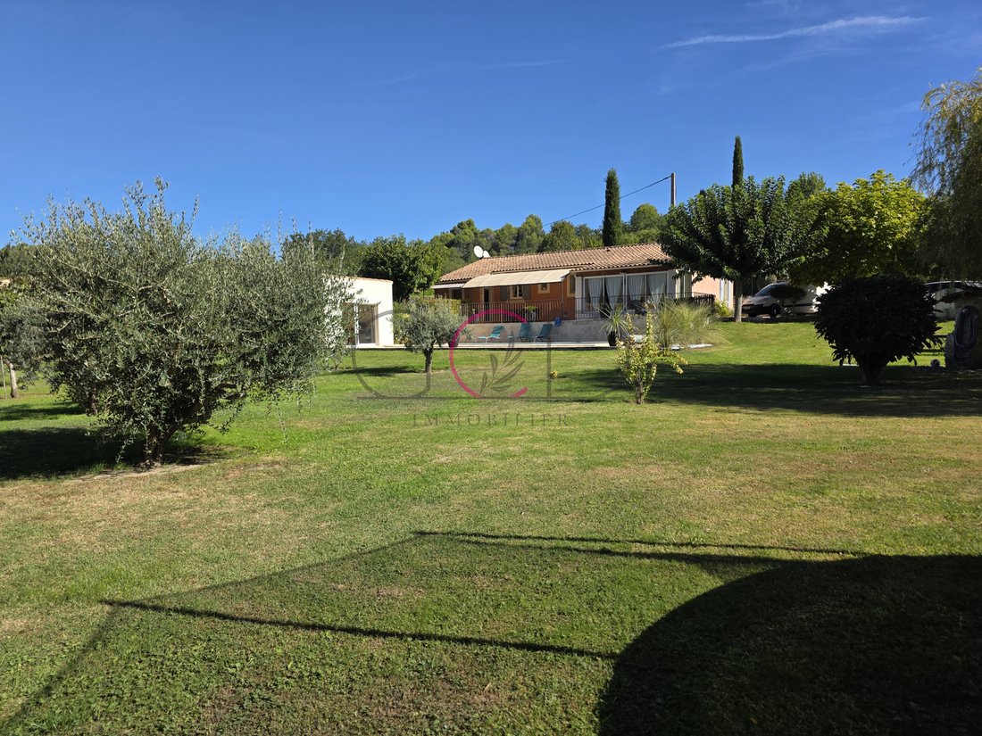 Casa a Ansouis, Provenza-Alpi-Costa Azzurra, Francia 1 - 19087689