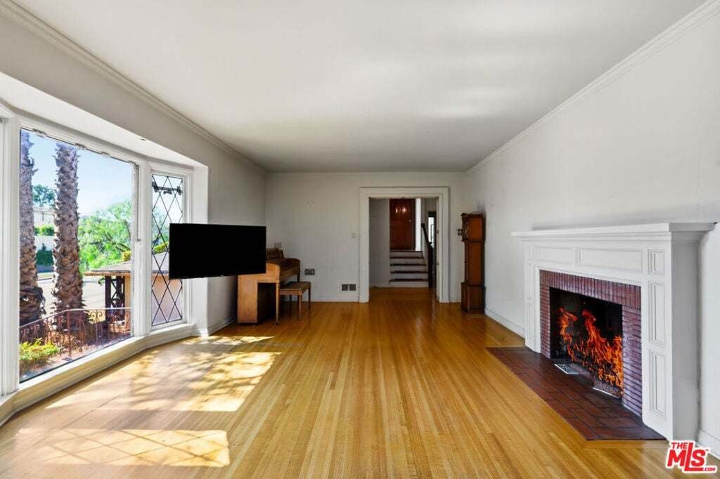 House in Los Angeles, California, United States 4 - 19090006