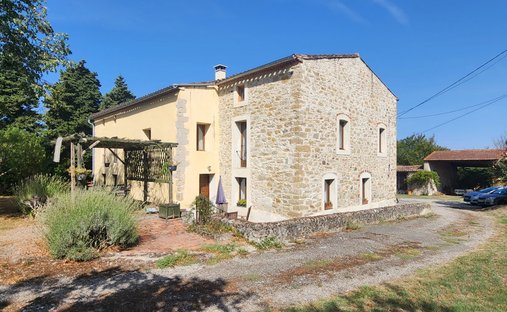 House in Bellegarde-du-Razes, Occitania, France 1