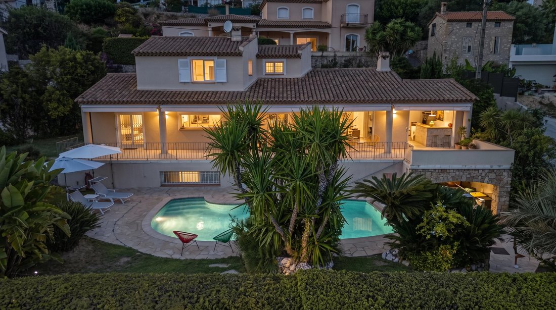 Casa en Mougins, Provenza-Alpes-Costa Azul, Francia 1 - 19087446