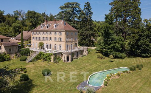 Haus in Saint-Marcel-Bel-Accueil, Auvergne-Rhone-Alpen, Frankreich 1