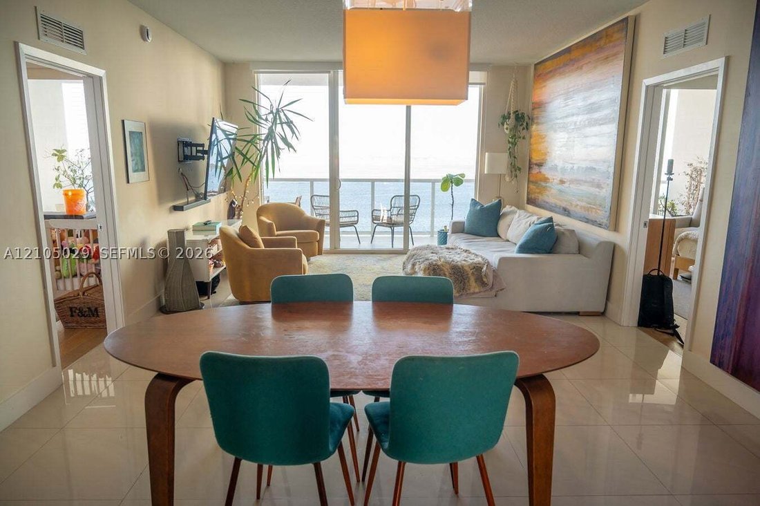 Condominio a Miami, Florida, Stati Uniti 1 - 19089760