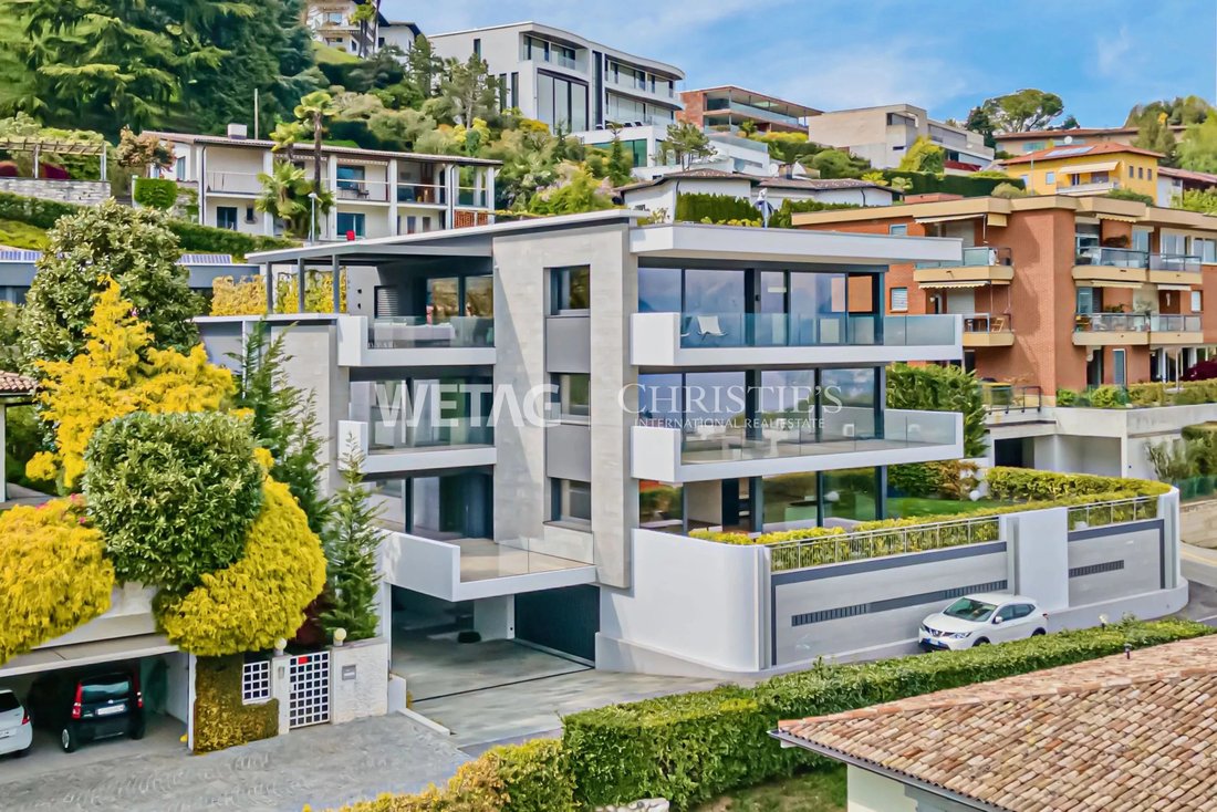 Apartment in Montagnola, Collina d'Oro, Ticino 1 - 19087560