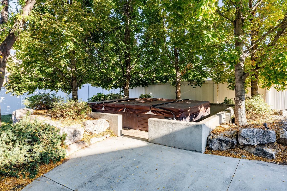 House in West Bountiful, Utah, United States 4 - 19088997