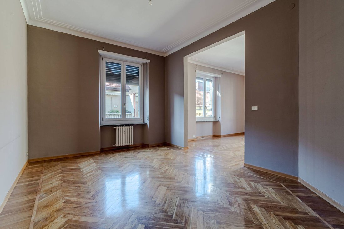 Apartment in Centro, Turin, Piedmont 2 - 19091580