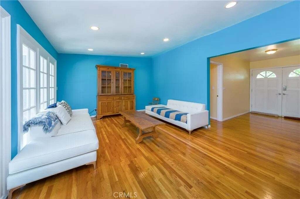 House in Los Angeles, California, United States 3 - 19090208