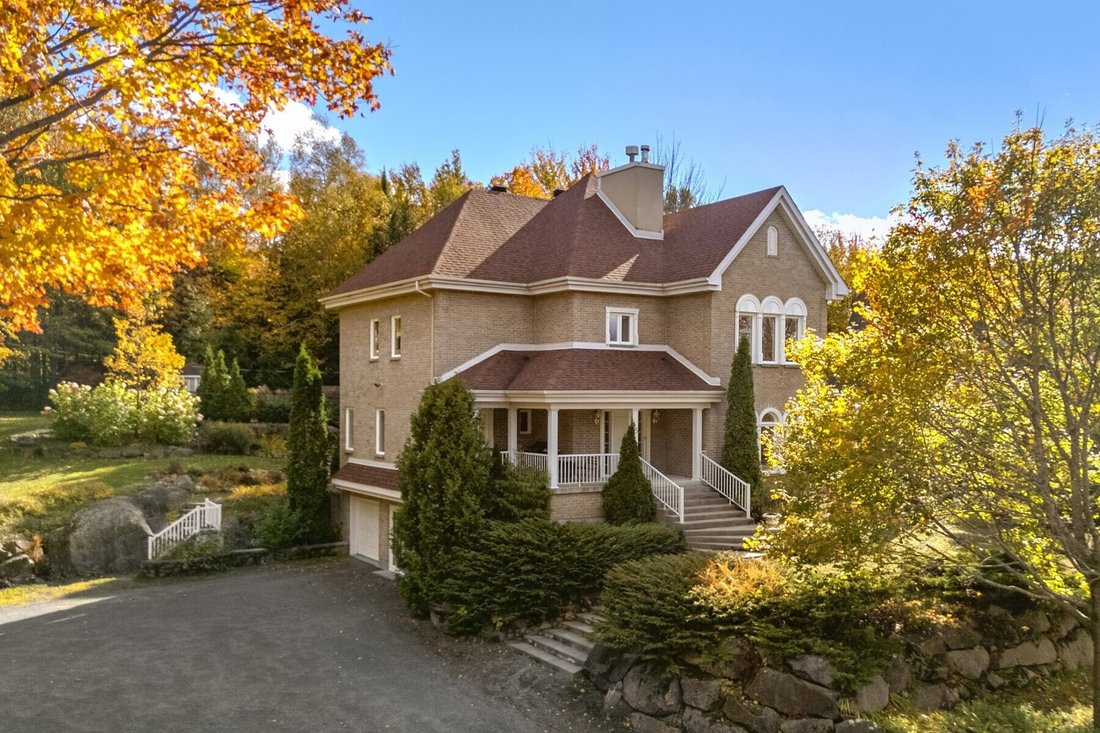 Maison à Sainte-Anne-des-Lacs, Québec, Canada 4 - 19090419