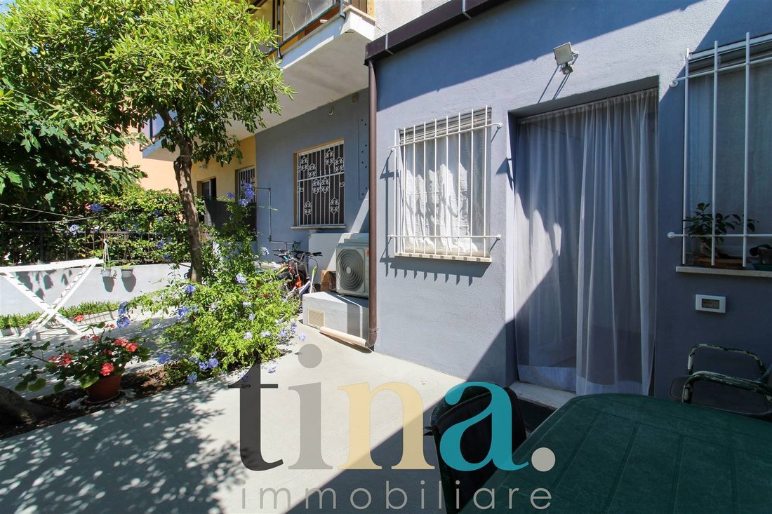 Appartamento a Cecina Centro, Cecina, Toscana 1 - 19087319