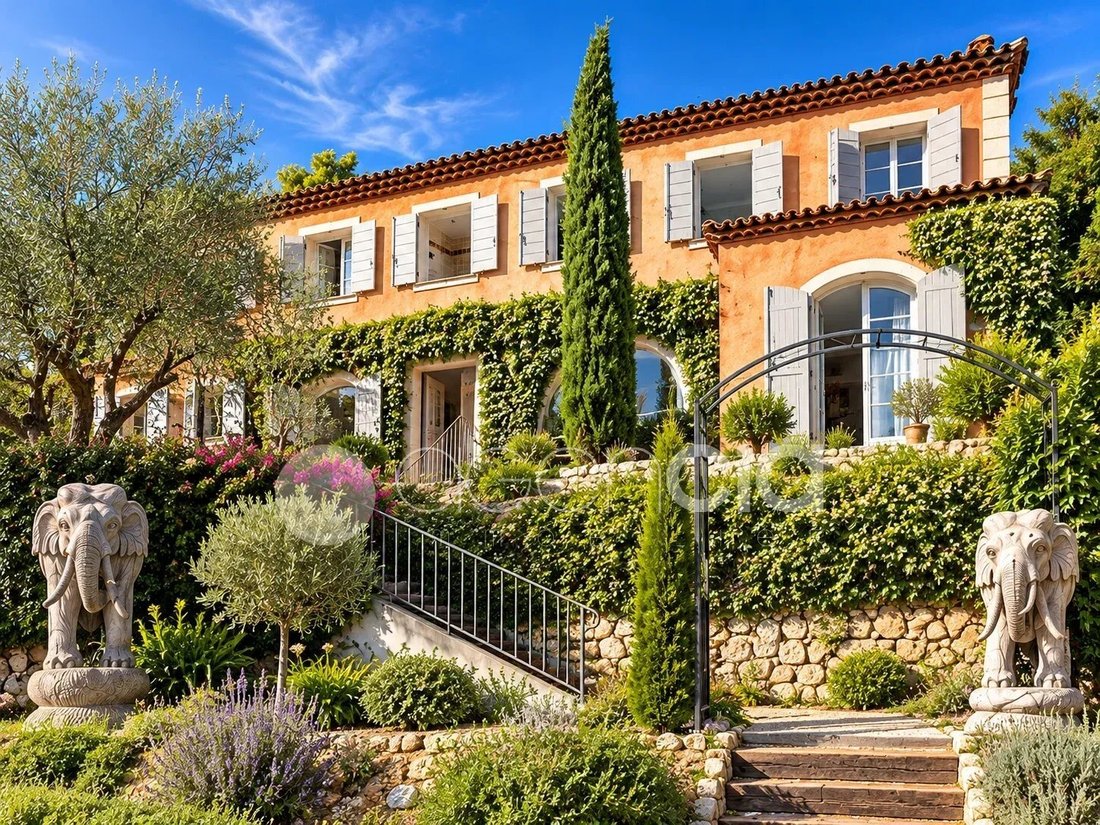 Casa en Mougins, Provenza-Alpes-Costa Azul, Francia 2 - 18897693