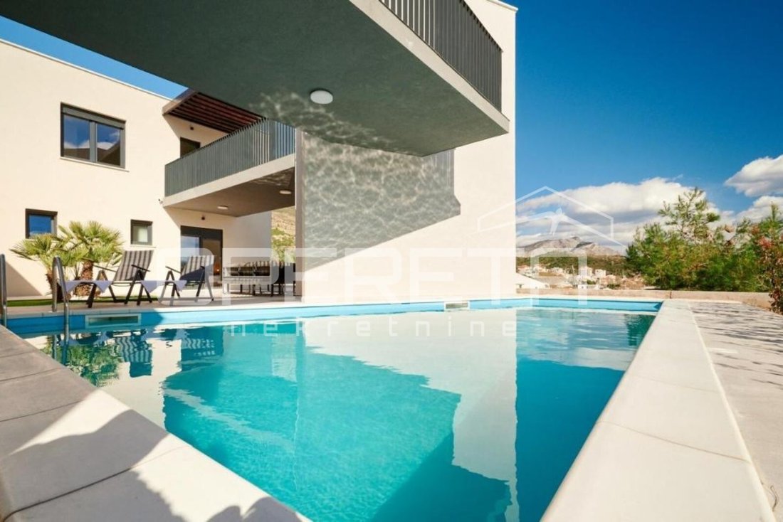 Villa à Dugi Rat, Split-Dalmatie, Croatie 1 - 19090565
