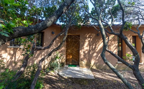 Villa en Figari, Córcega, Francia 1