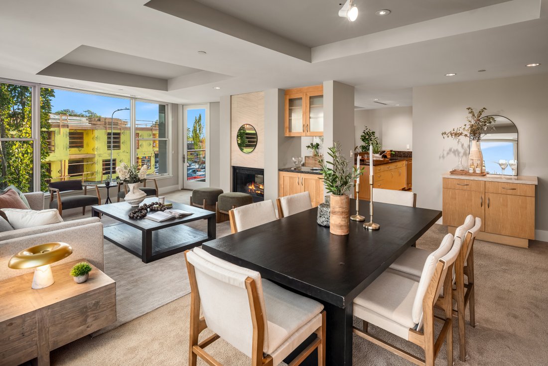 Condo in Kirkland, Washington, United States 5 - 19091803