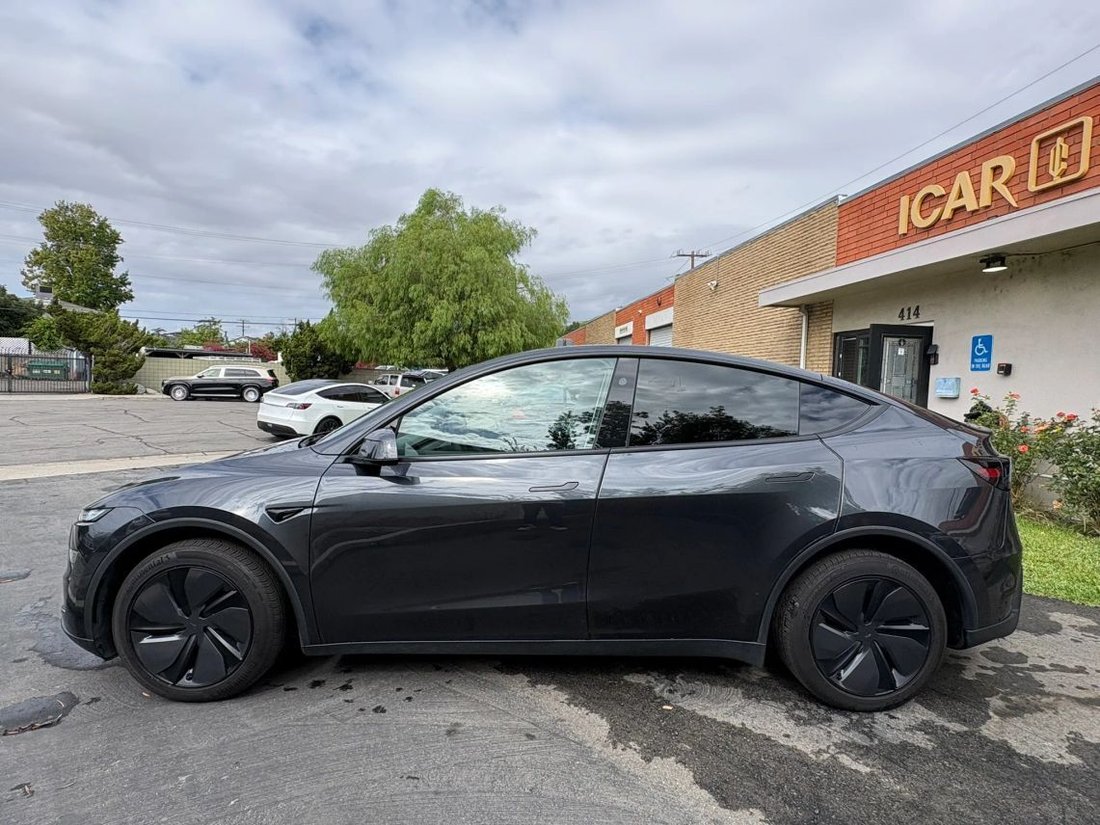 Suv in Arcadia, CA, United States 3 - 19091146