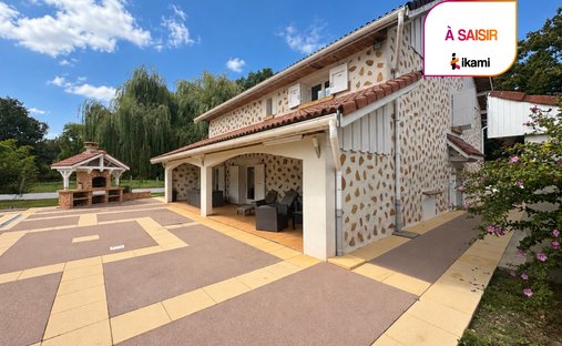 Haus in Tignieu-Jameyzieu, Auvergne-Rhone-Alpen, Frankreich 1